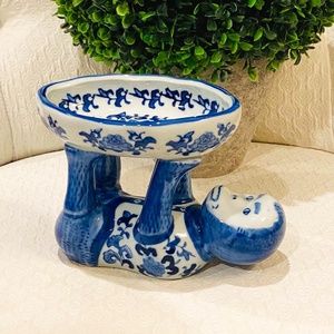 Vintage Ceramic Chinoiserie Monkey Dish.